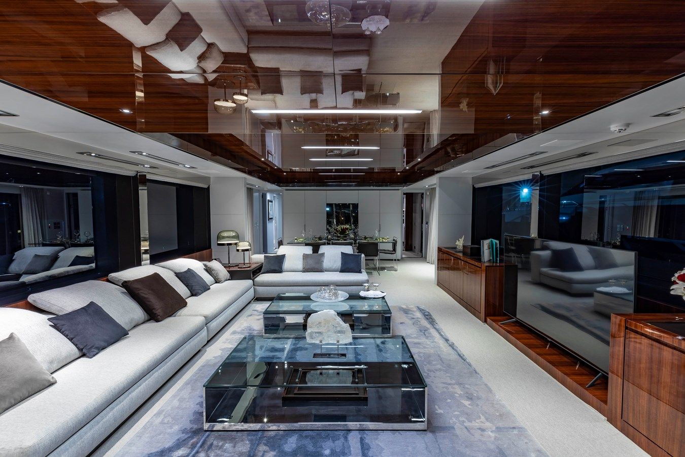 NO SURRENDER - RIVA YACHT price