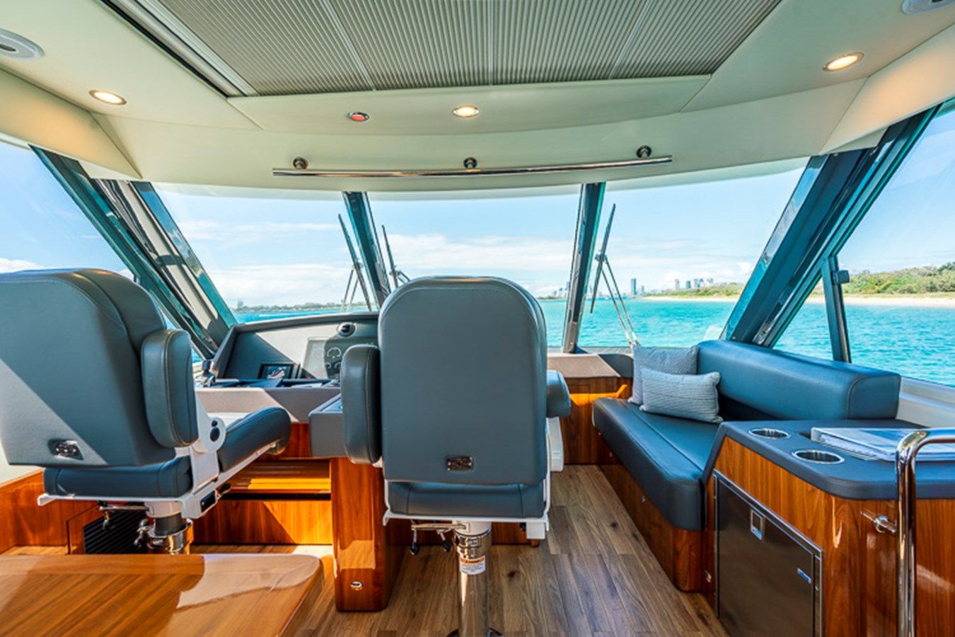 the best price on BUZZ - Riviera