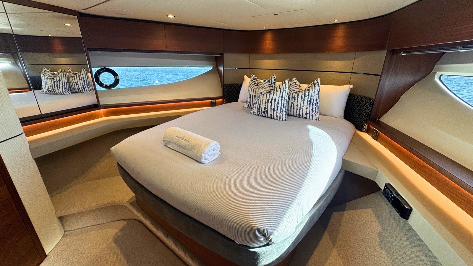 Buy a yacht B III - PRINCESS