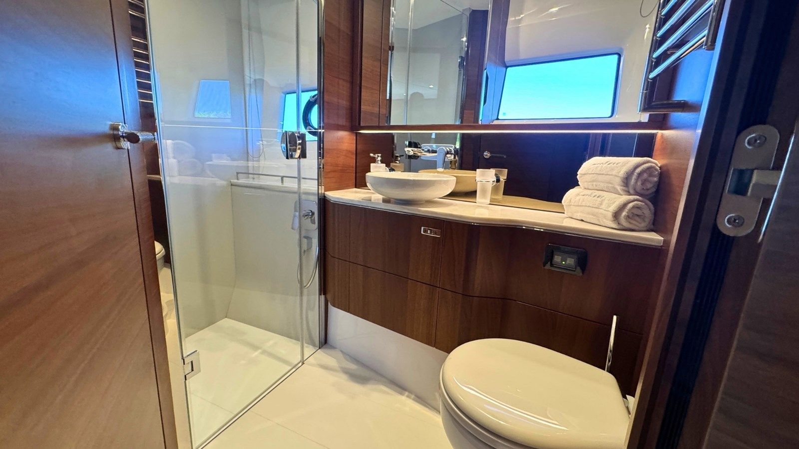 Buy a yacht B III S62
