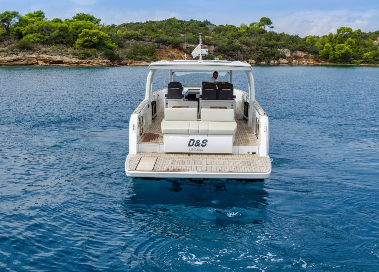 Купить яхту D&S в Shestakov Yacht Sales