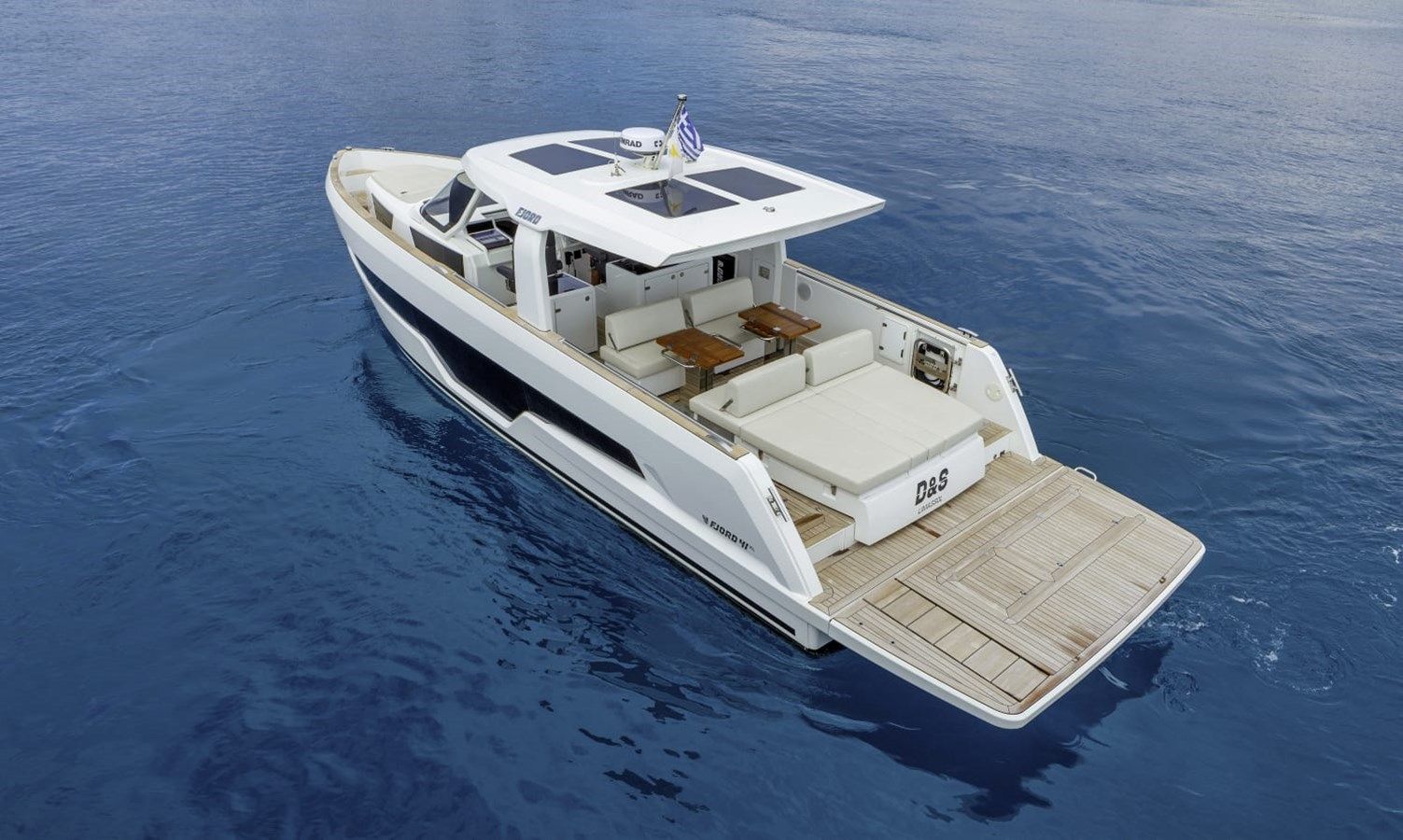 Купить яхту D&S FJORD 41 XL в Shestakov Yacht Sales