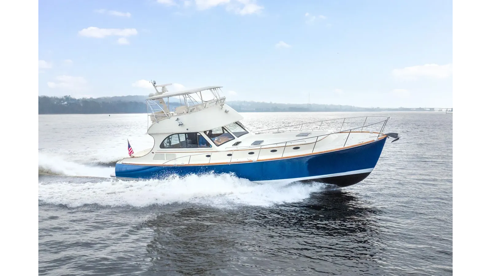 Buy a yacht Sapphire II Talaria 55 FB