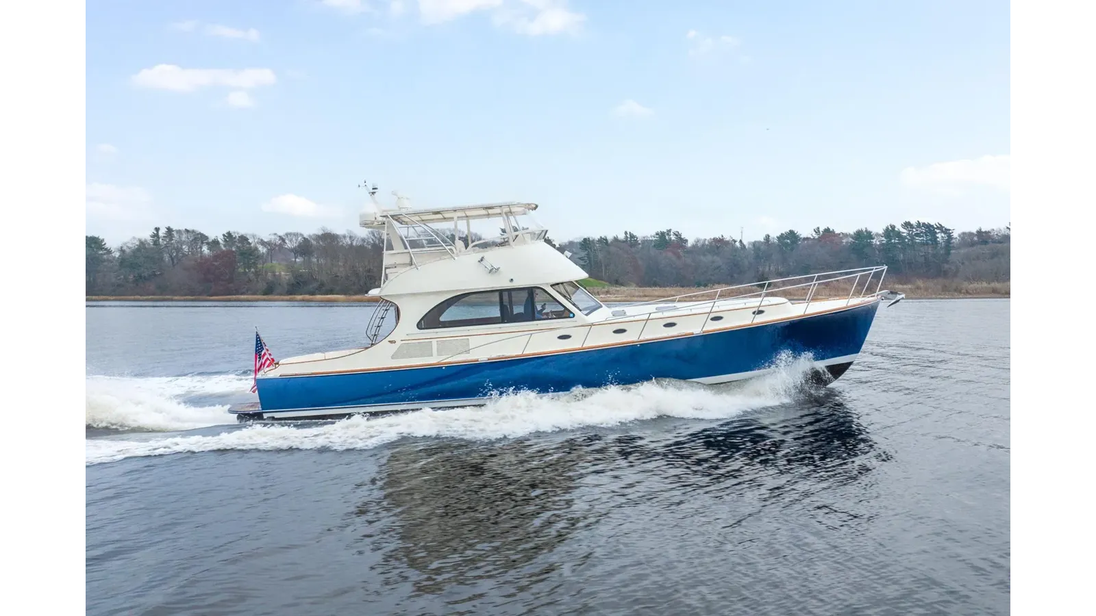 the best price on Sapphire II 55