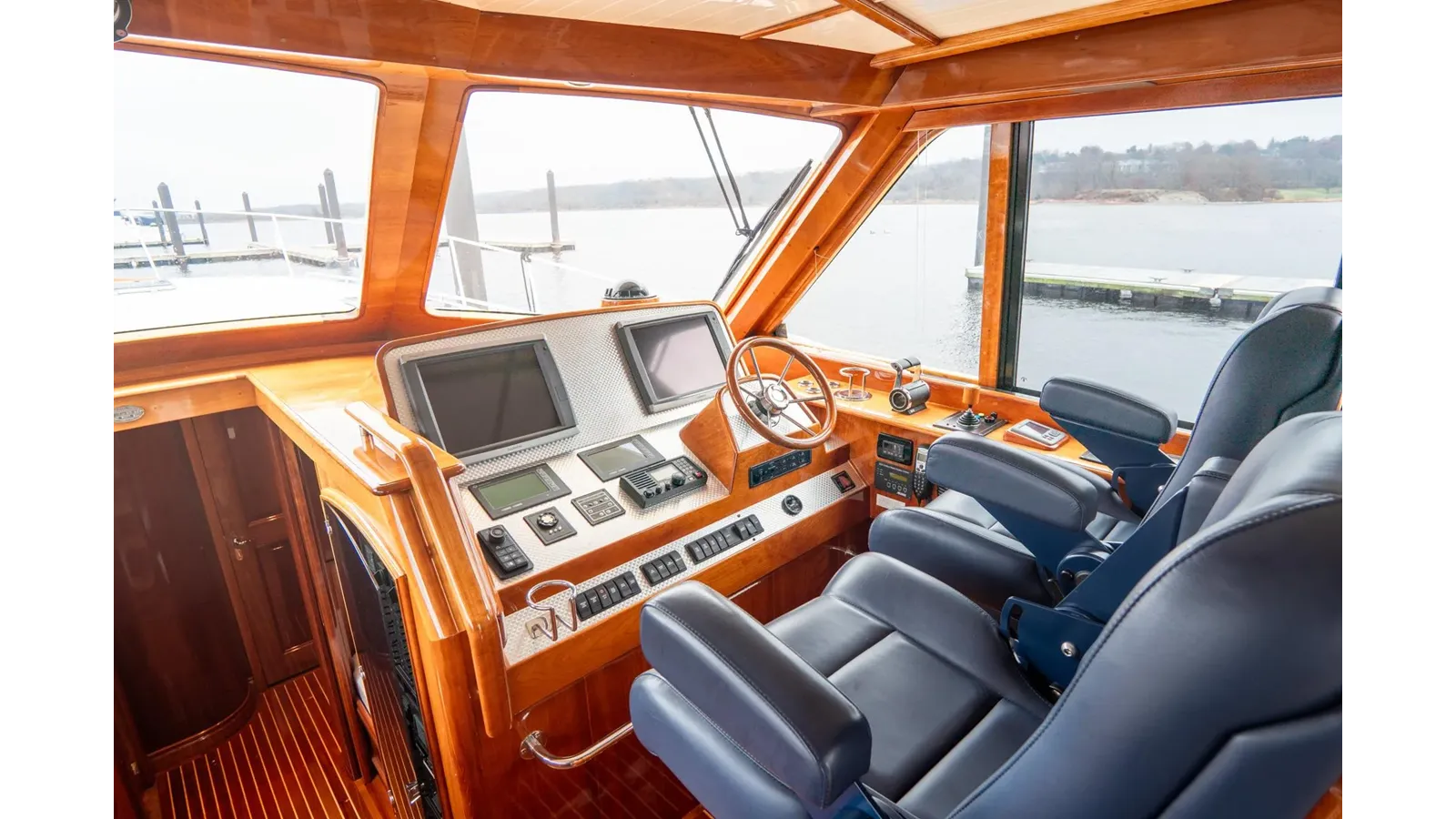 Buy a Sapphire II Talaria 55 FB at Shestakov Yacht Sales