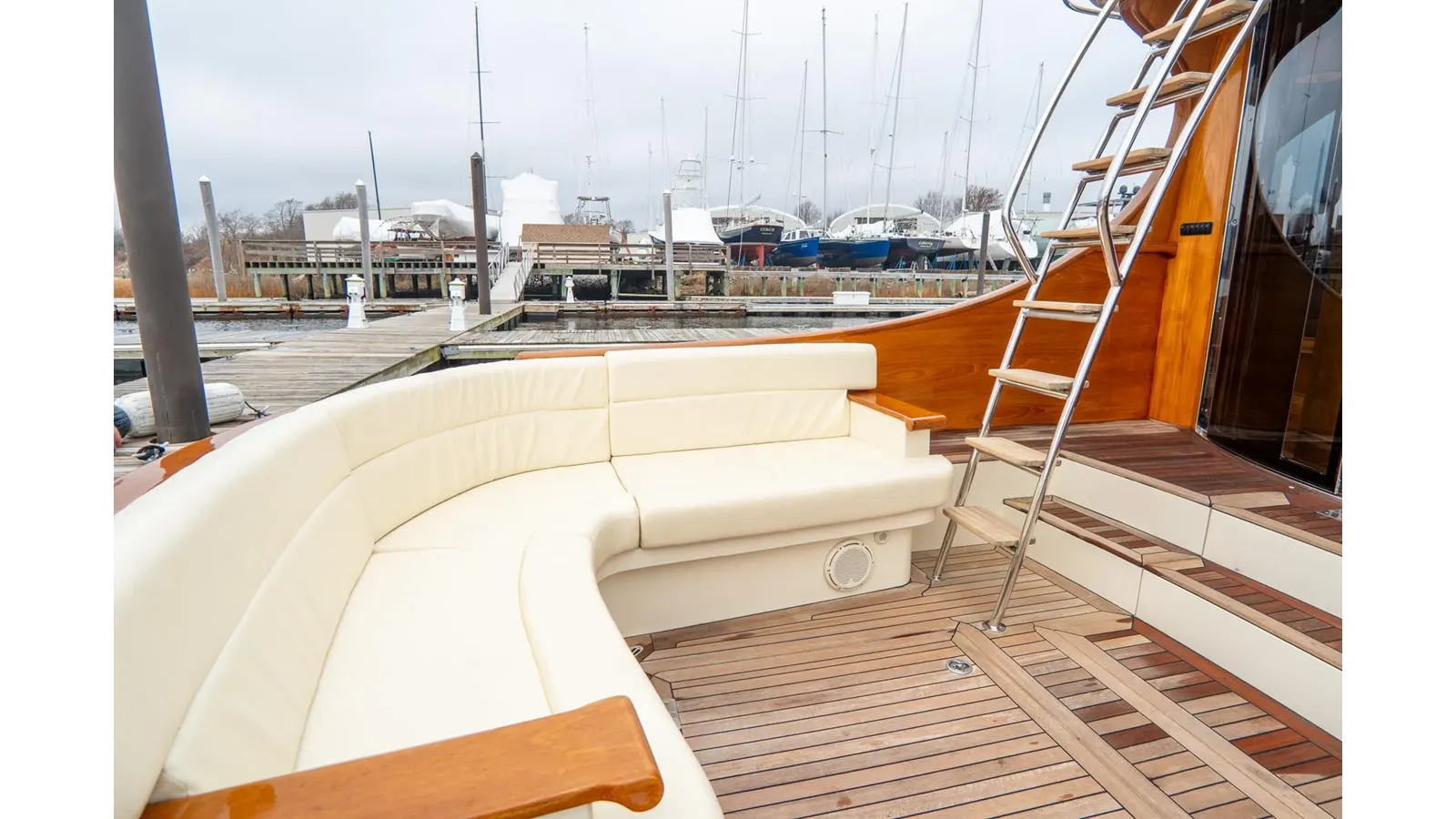 the best price on Sapphire II Talaria 55 FB