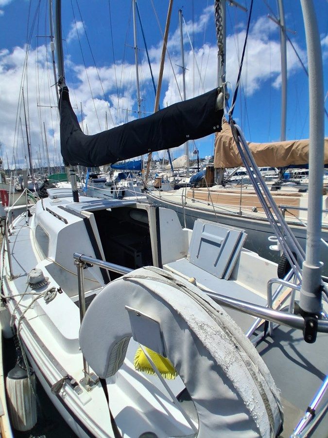 Buy a BLACK PEARL - COLUMBIA at Shestakov Yacht Sales