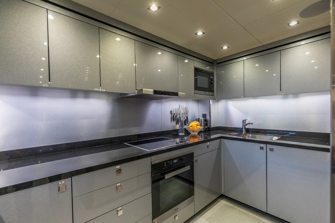 CLOUDIA 92 yacht sale