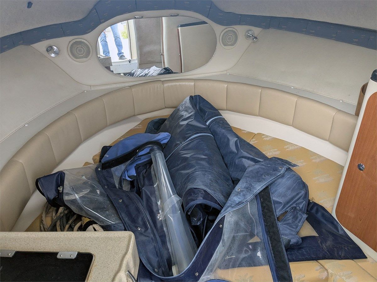 27' Wellcraft 2004 270 Coastal