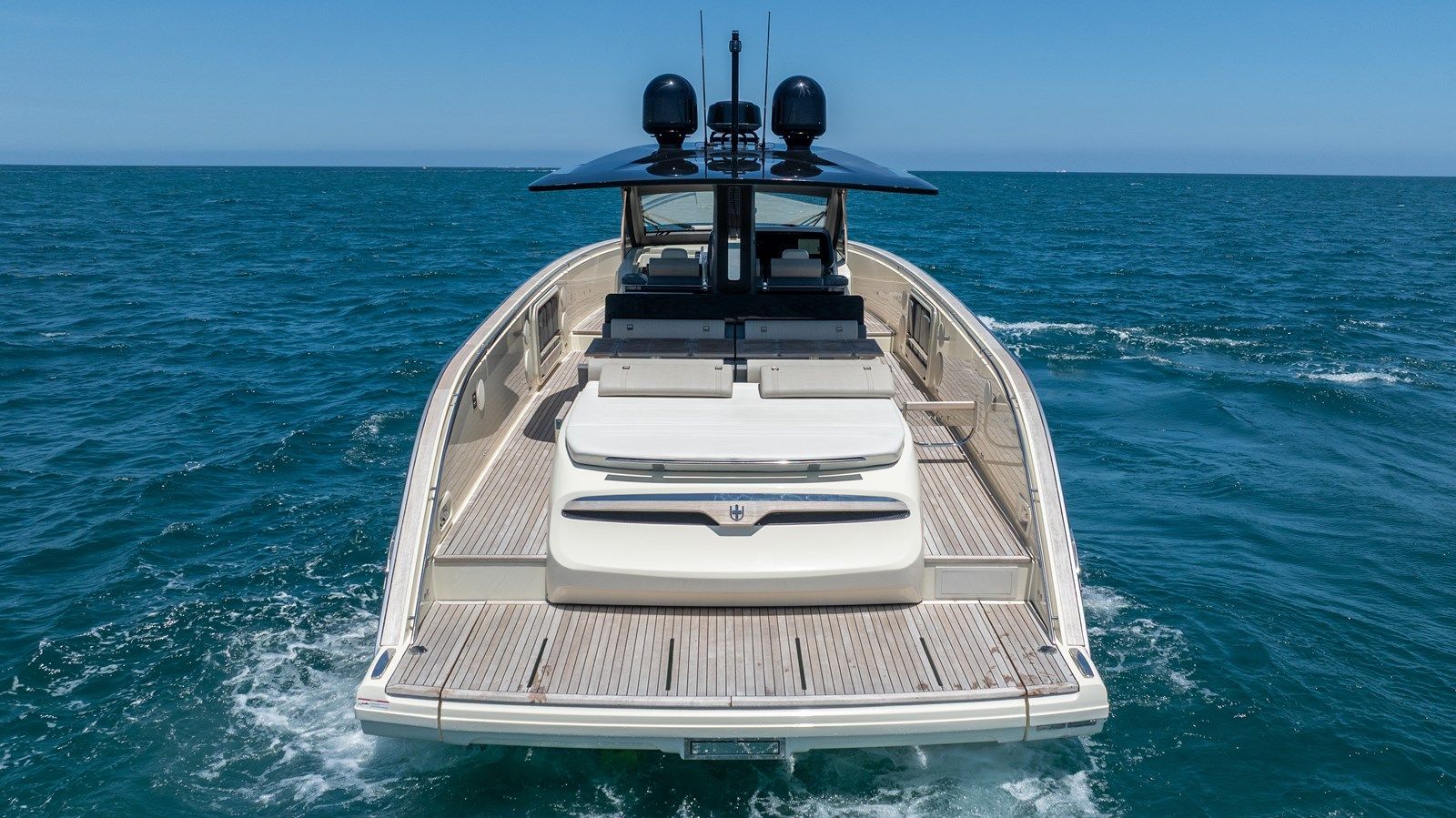Стоимость яхты Invictus TT460