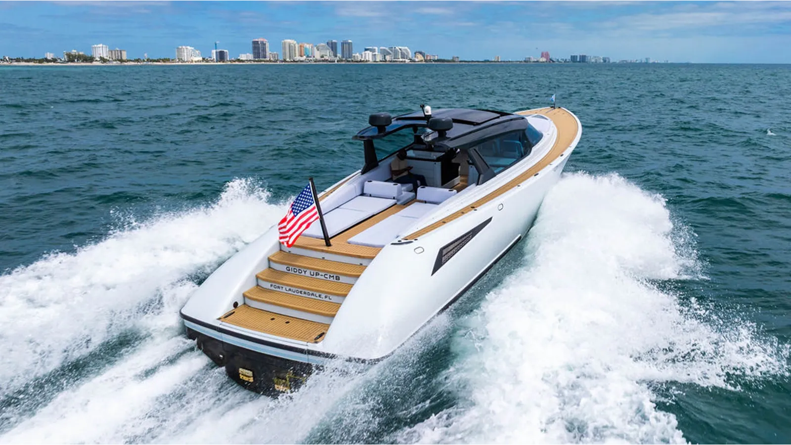 Buy a Giddy Up-CMB - WAJER at Shestakov Yacht Sales