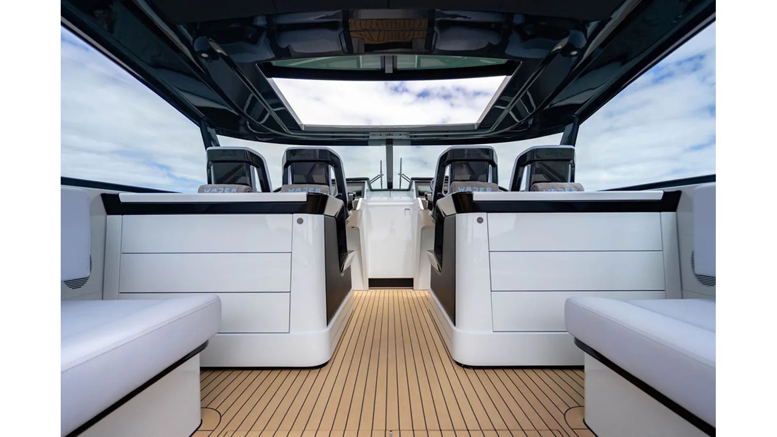 best yacht sales deals Giddy Up-CMB 55