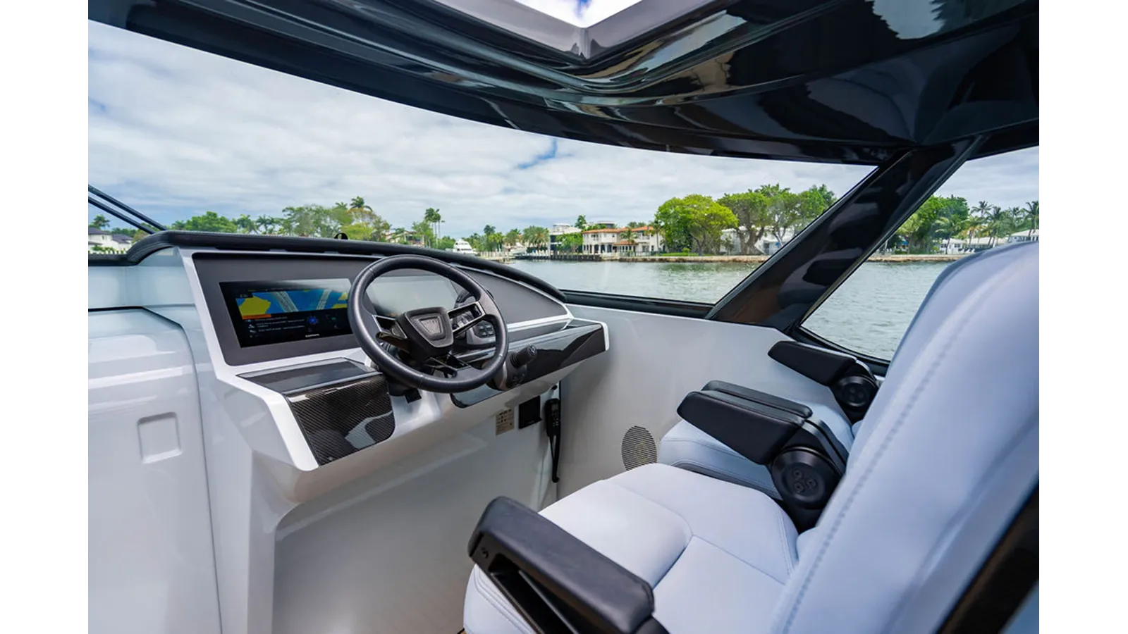 Giddy Up-CMB yacht sale