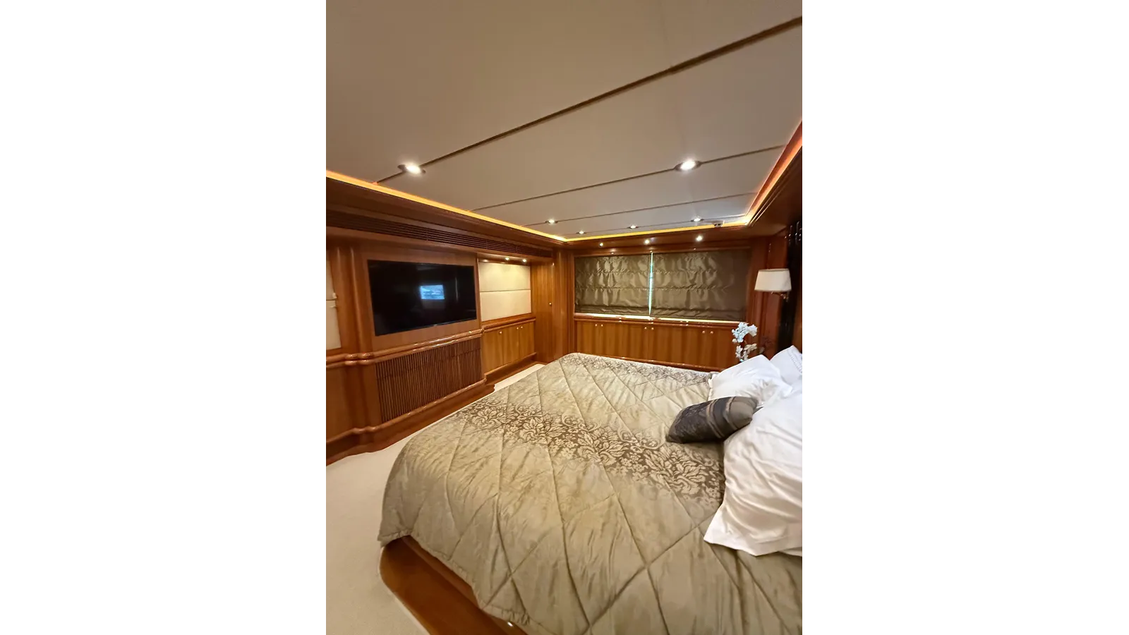 Купить яхту SUNRISE 2007 в Shestakov Yacht Sales
