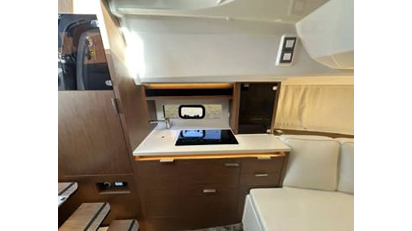 Buy a No Name 35 at Shestakov Yacht Sales
