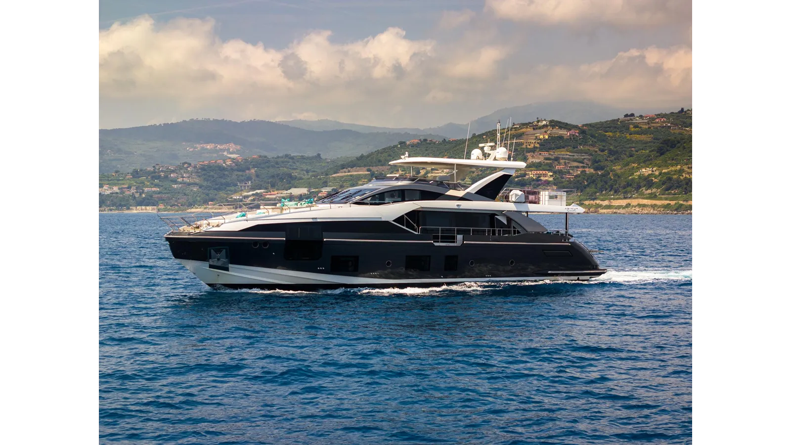 Buy a yacht 27 METRI Grande 27M