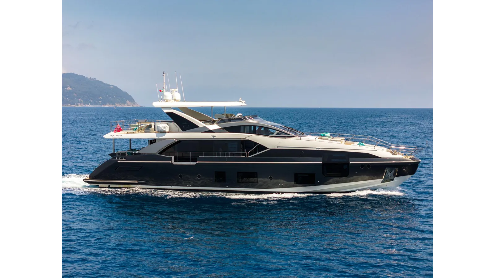 Buy a 27 METRI 2019 at Shestakov Yacht Sales
