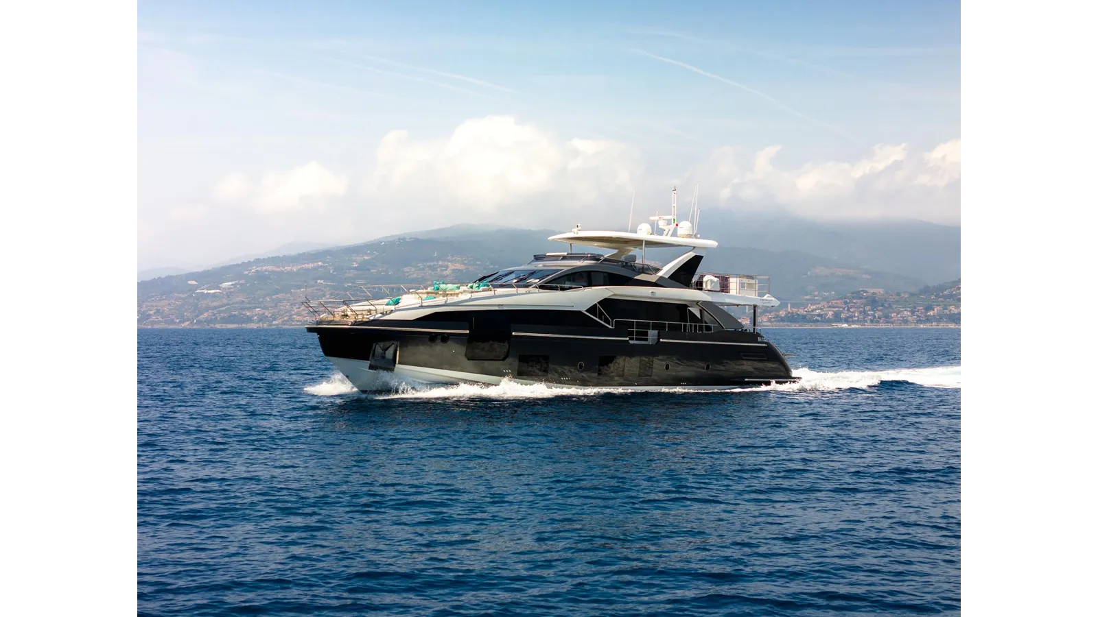 Buy a yacht 27 METRI 2019