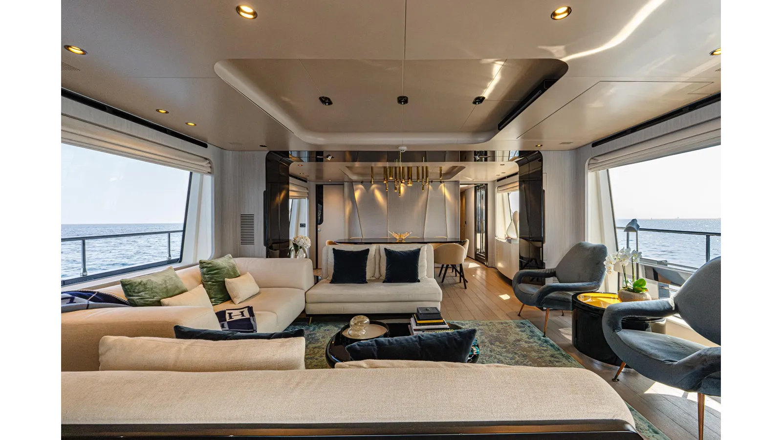 Buy a 27 METRI Grande 27M at Shestakov Yacht Sales