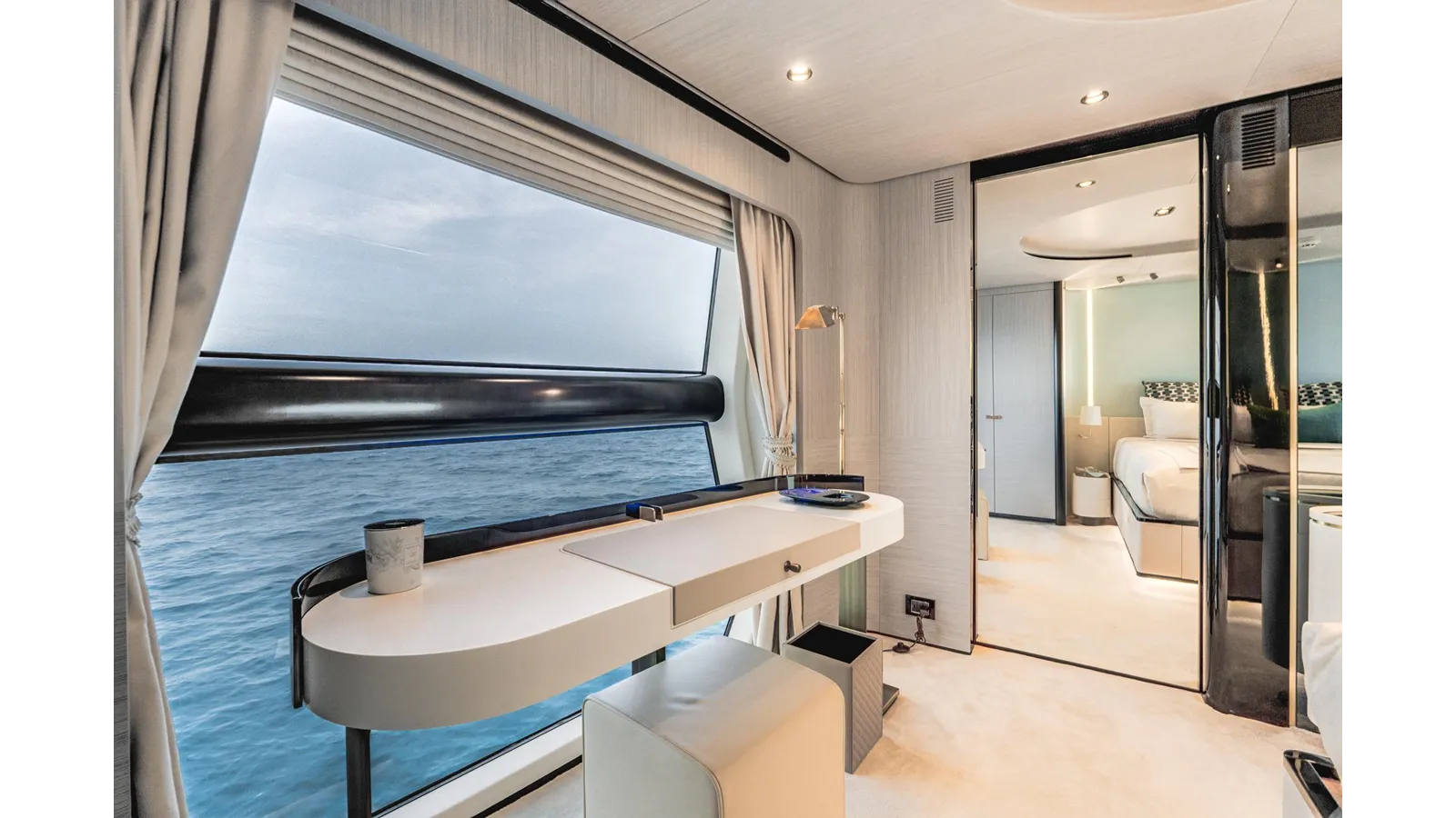 best yacht sales deals 27 METRI - Azimut Yachts