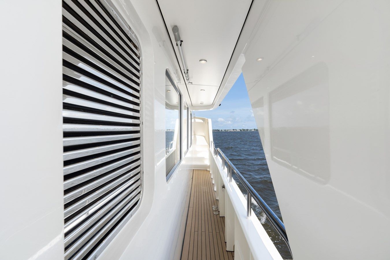 the best price on LADY GIGI 2022
