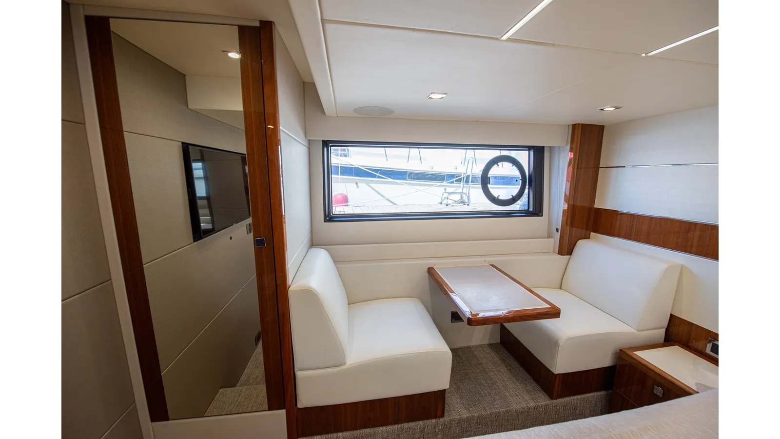 Buy a DULZURA 50 at Shestakov Yacht Sales