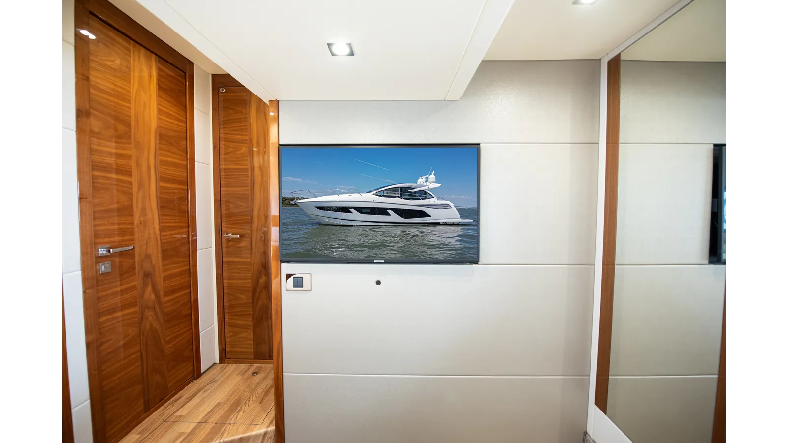 the best price on DULZURA - Sunseeker