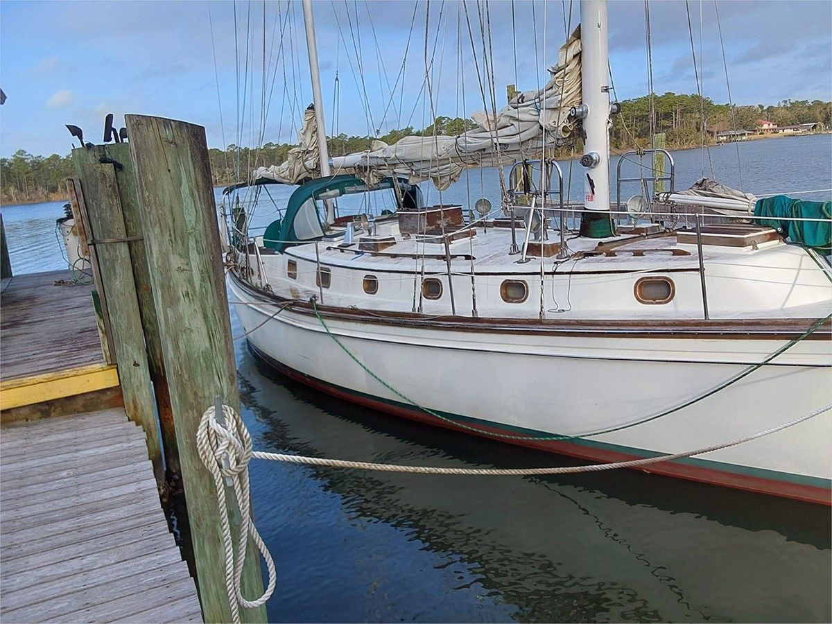 Лучшая цена на 43' Shannon 1983 Cutter Ketch 1983