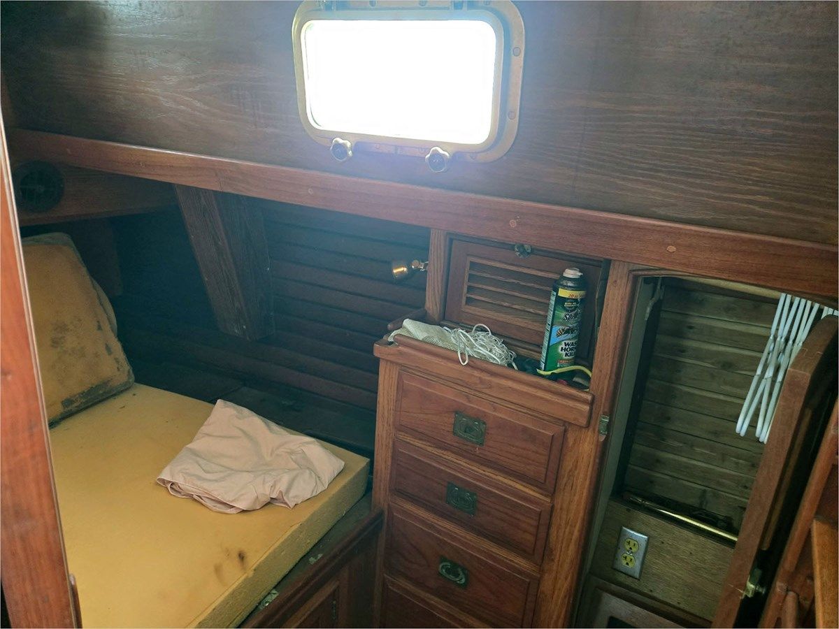 Купить яхту 43' Shannon 1983 Cutter Ketch в Shestakov Yacht Sales