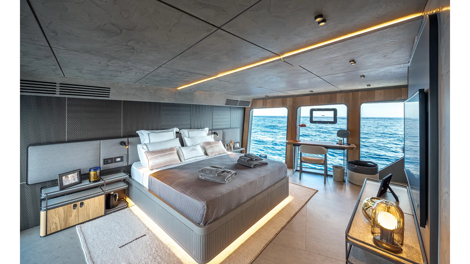 Купить яхту NUMARINE 30XP в Shestakov Yacht Sales