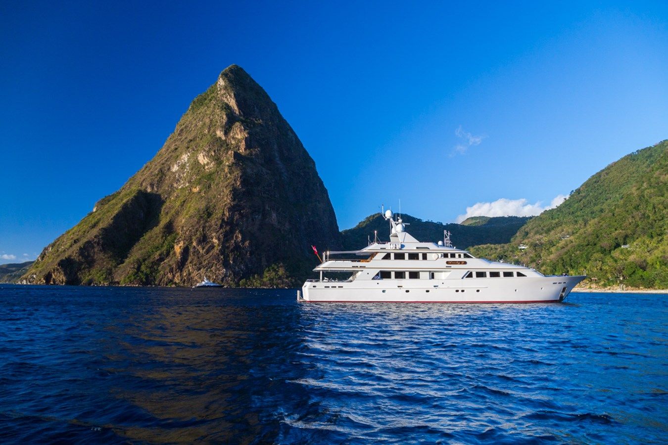 Купить яхту LADY J 1997 в Shestakov Yacht Sales