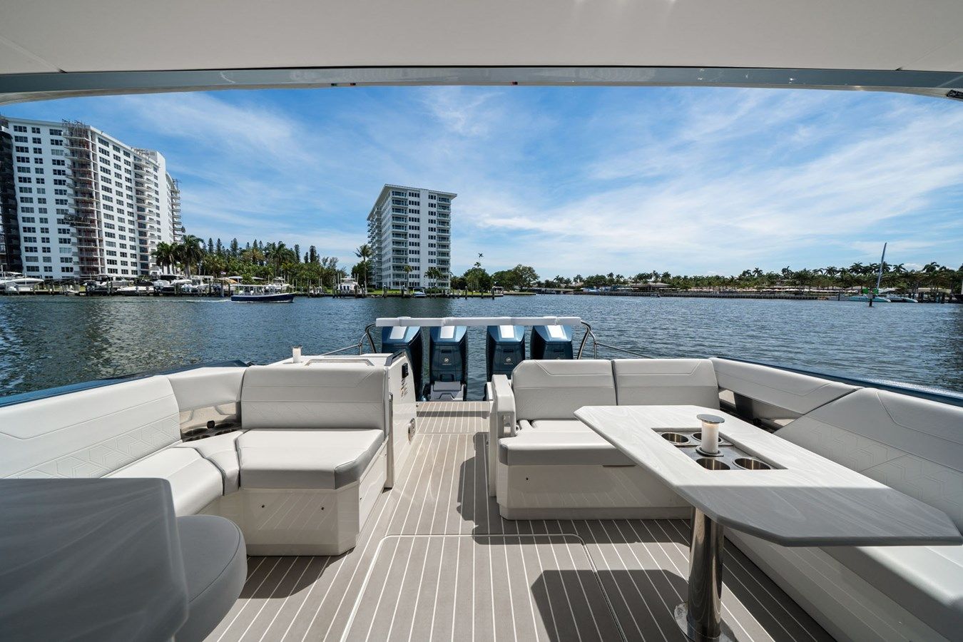 Buy a yacht Take 5 - Formula Boats