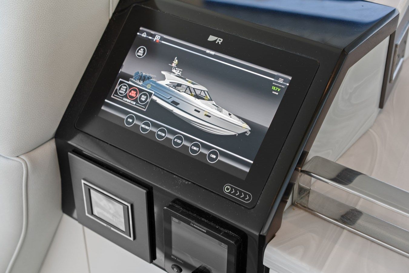 Take 5 - Formula Boats yacht sale