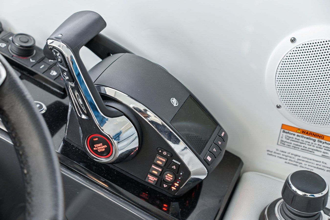 Buy a Take 5 500 Super Sport Crossover at Shestakov Yacht Sales