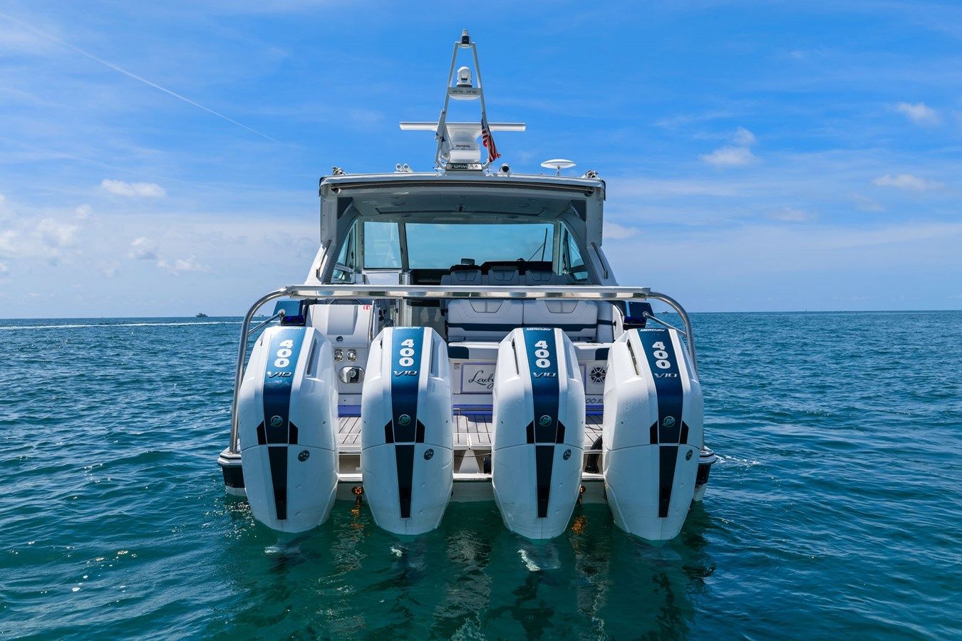 best yacht sales deals Lady Champagne II - Formula Boats