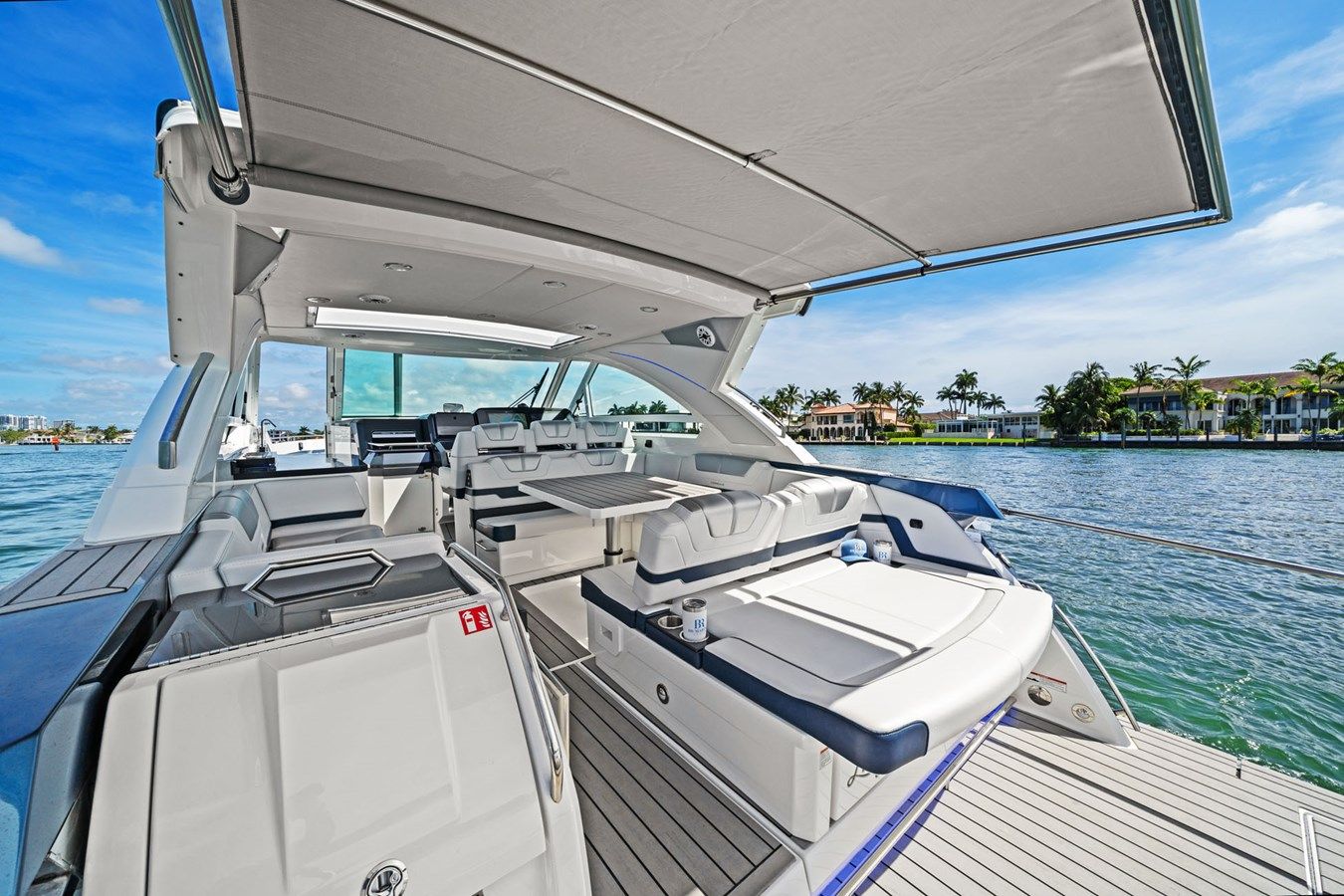 the best price on Lady Champagne II 400 Super Sport Crossover