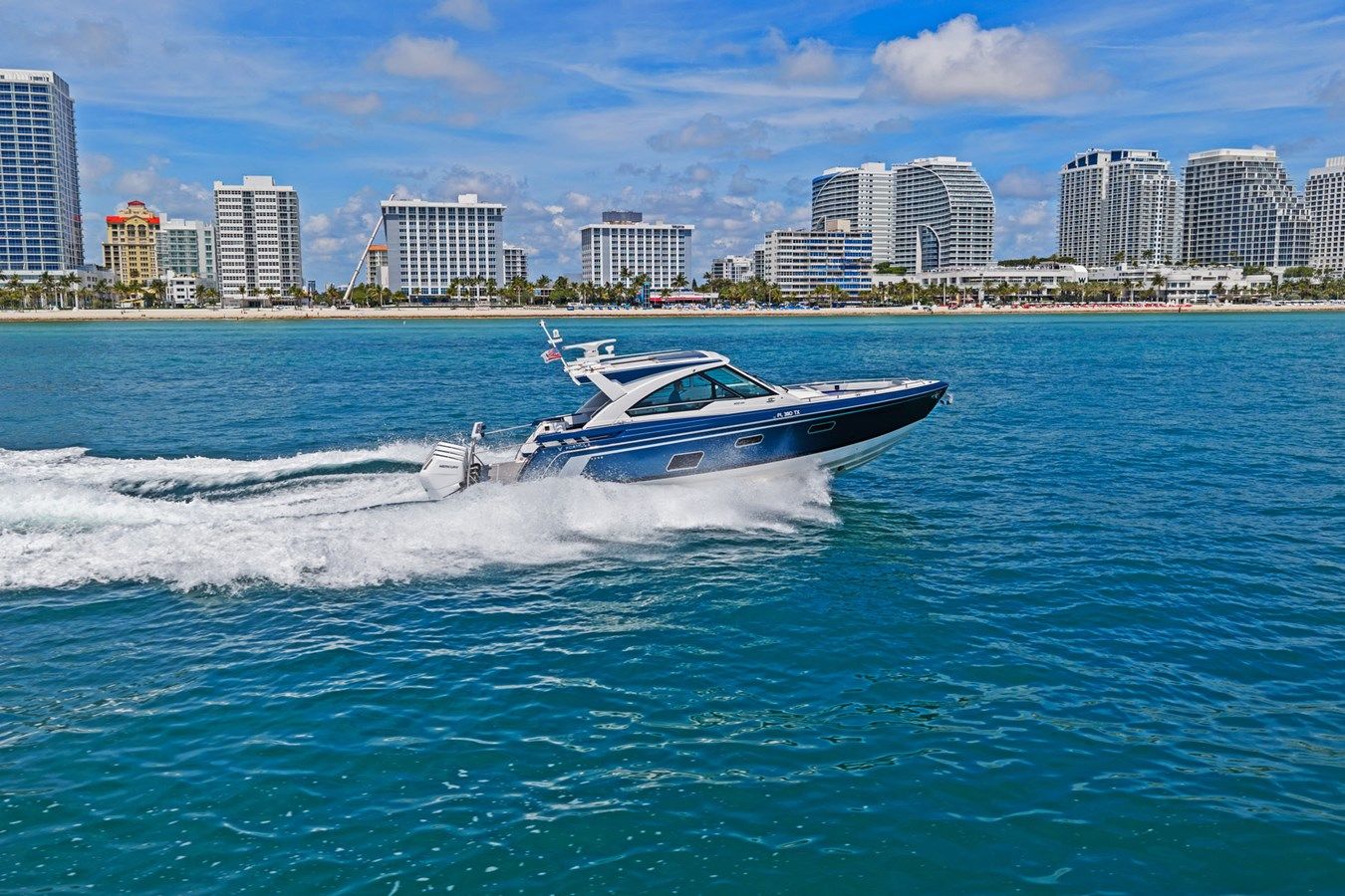 the best price on Lady Champagne II - Formula Boats