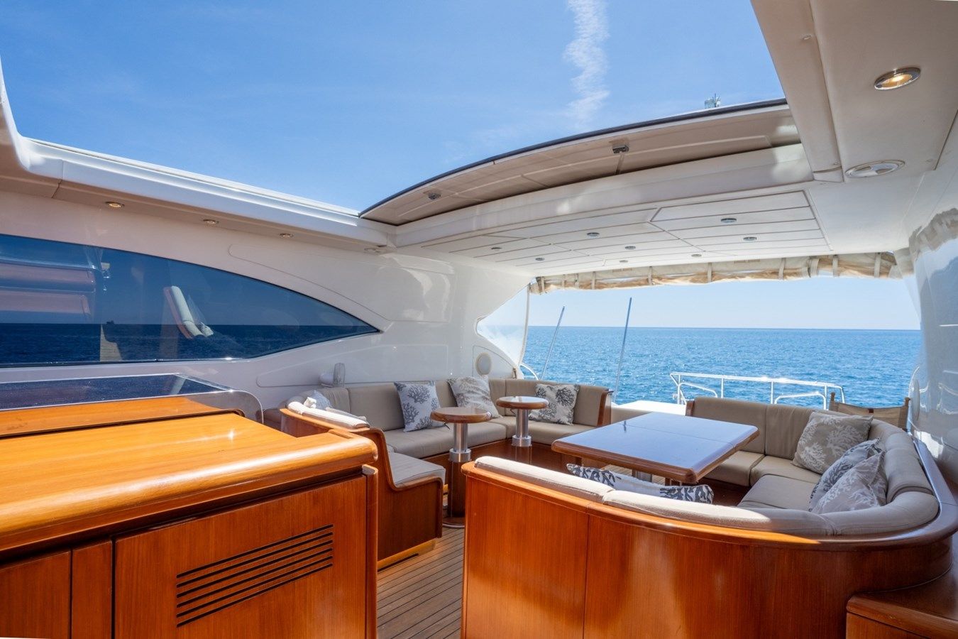 Купить NN 2004 MANGUSTA 72