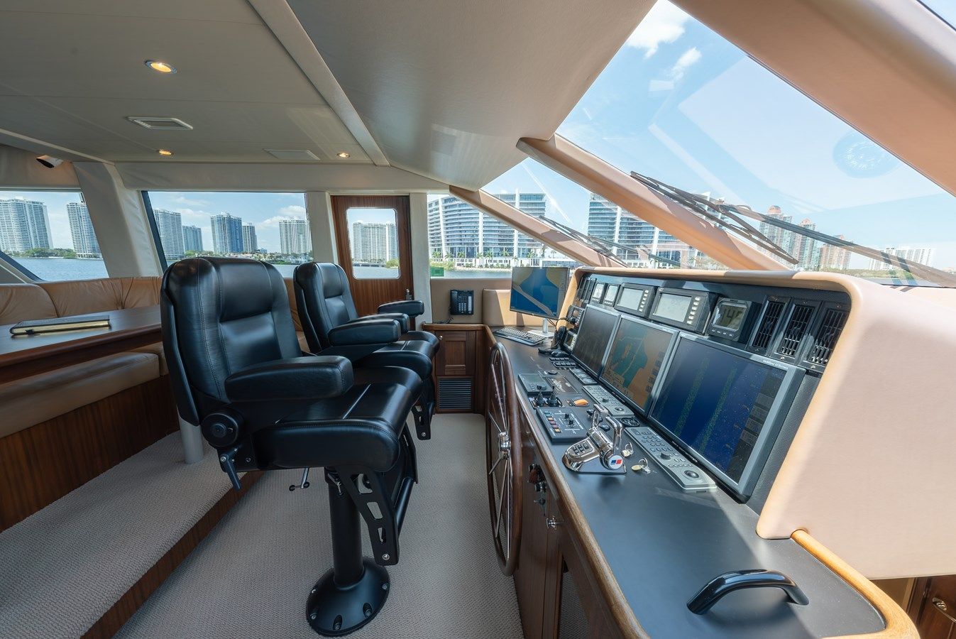 Купить яхту GIGI 65 в Shestakov Yacht Sales