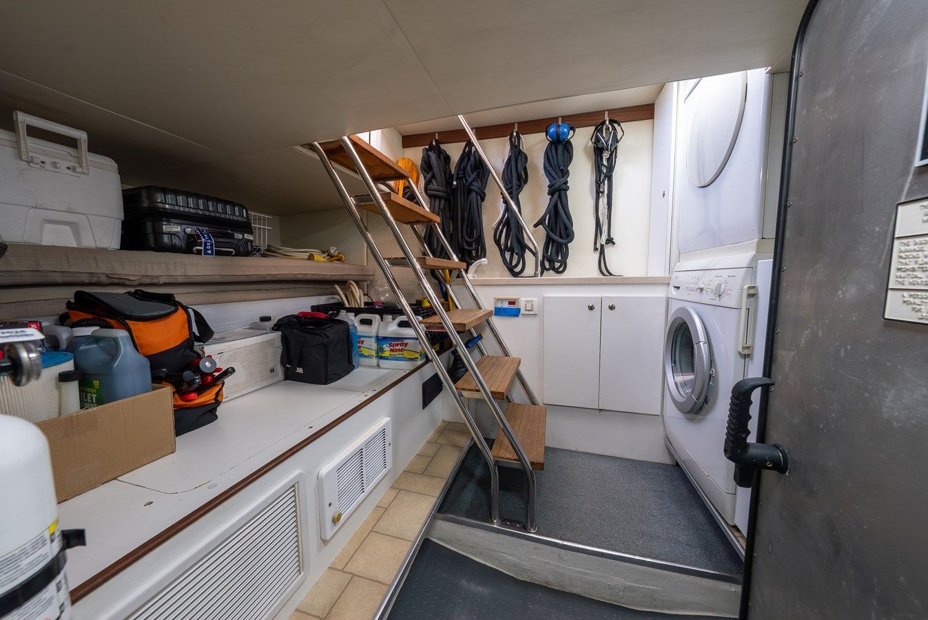 GIGI Pilothouse
