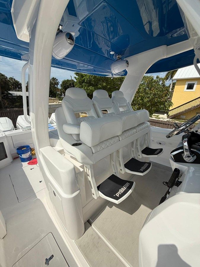 Buy a SPONTANEOUS 42 at Shestakov Yacht Sales