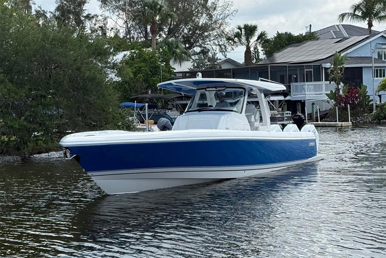 Buy a yacht SPONTANEOUS - Intrepid