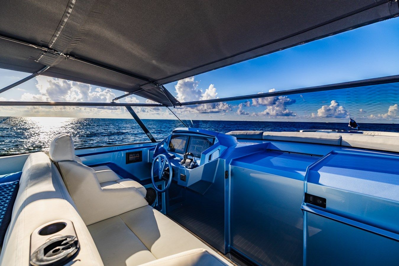 Стоимость яхты IMPULSIVE - VANQUISH YACHTS