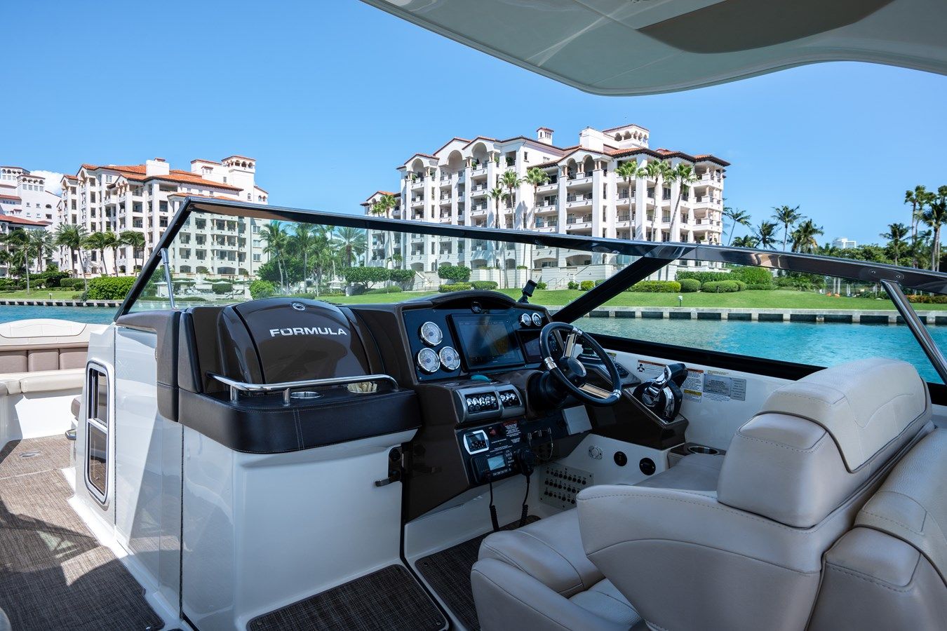 Buy a KNOT AGAIN - Formula Boats at Shestakov Yacht Sales