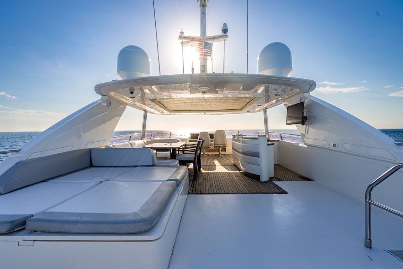 best yacht sales deals Oasis (Copy) 95 Motor Yacht