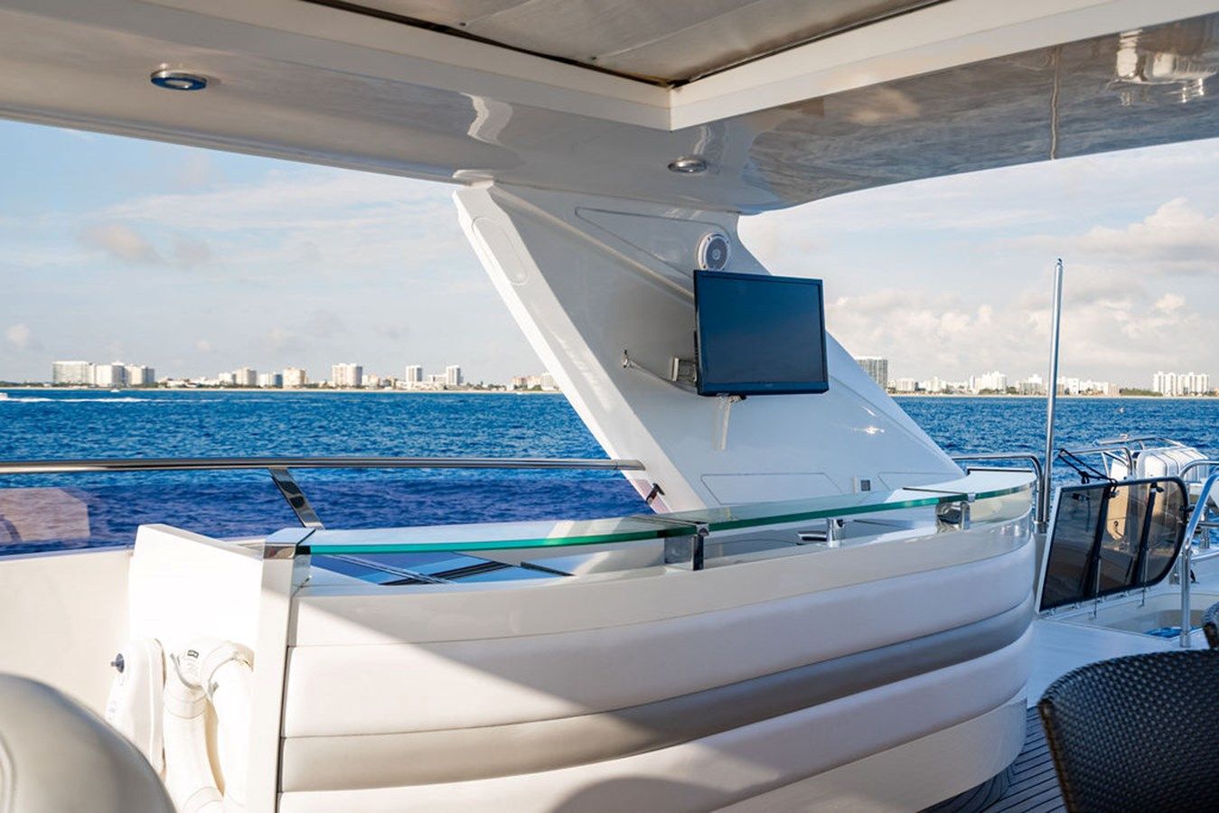 Buy a Oasis (Copy) at Shestakov Yacht Sales