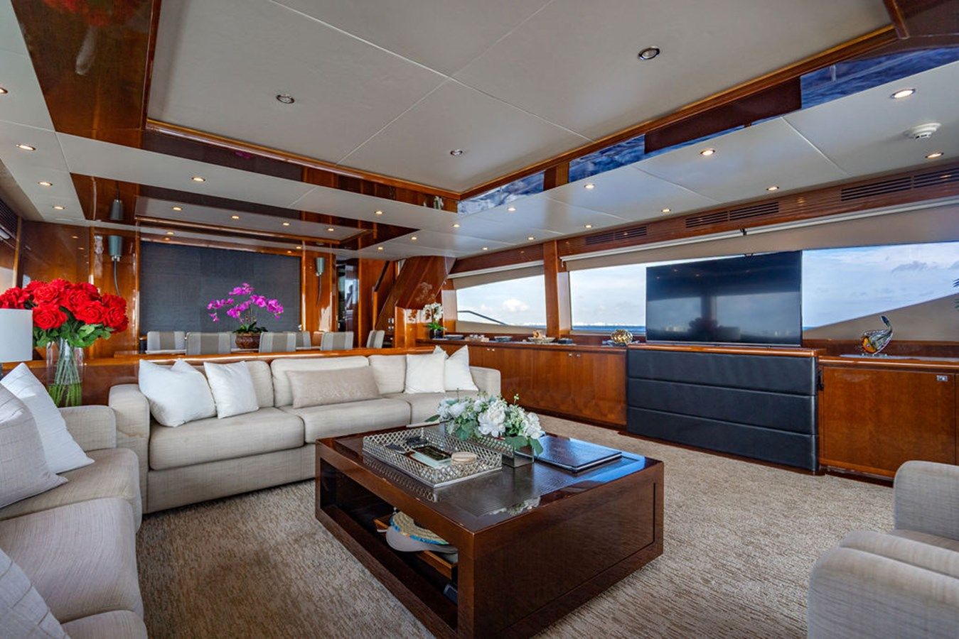 Buy a Oasis (Copy) 2010 at Shestakov Yacht Sales
