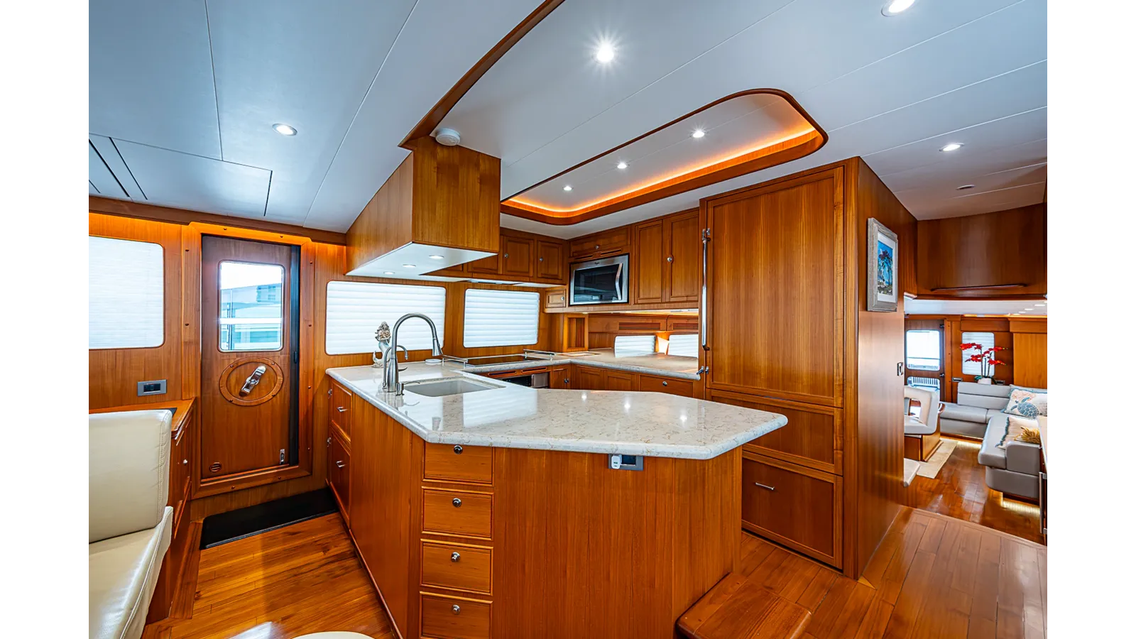 Buy a yacht TURANGALILA - Marlow