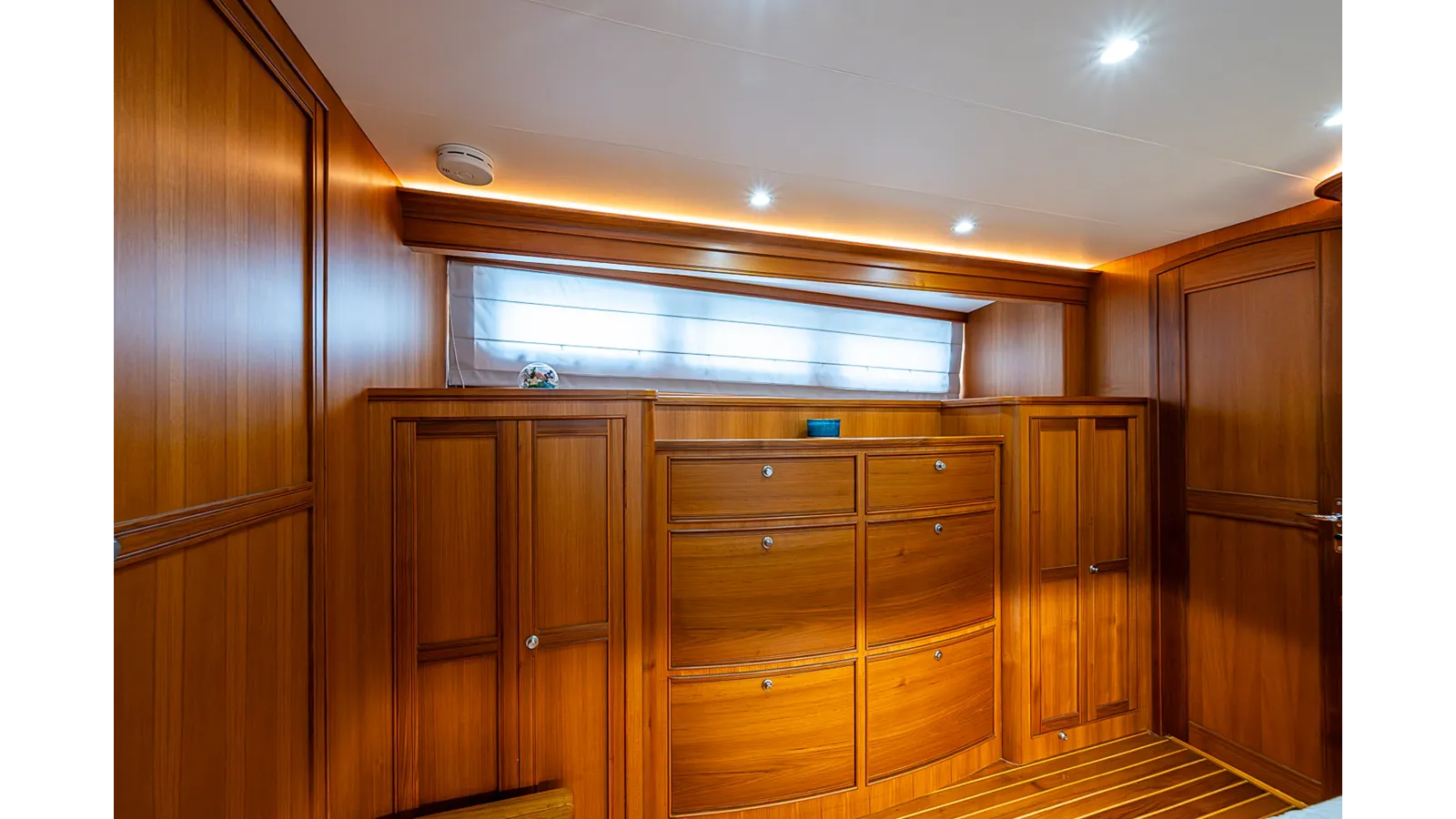 Buy a yacht TURANGALILA - Marlow