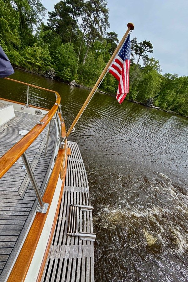Buy a yacht TUMBLEWEED - GRAND BANKS MARINE